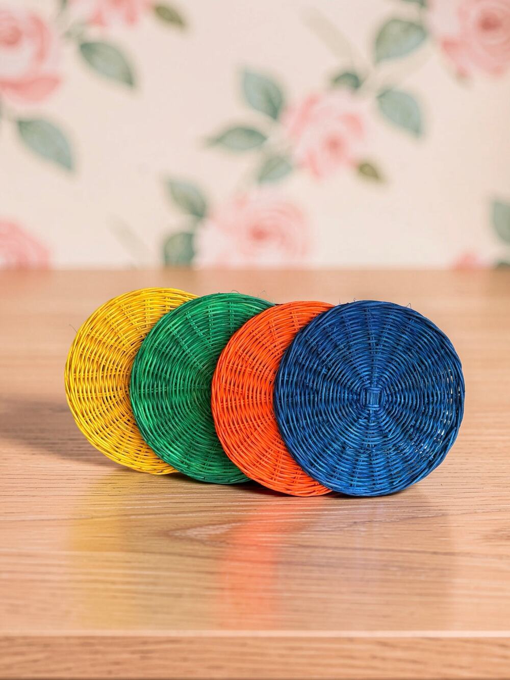 Vintage Rattan Hot Pads Trivets Set of 4 Colorful Woven 7" Hong Kong NOS